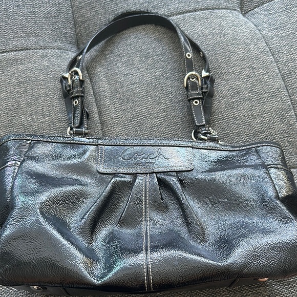 Coach Black Leather Shoulder Bag - Picture 1 of 10